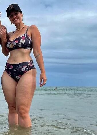 STUPID SLUT MILF MOM