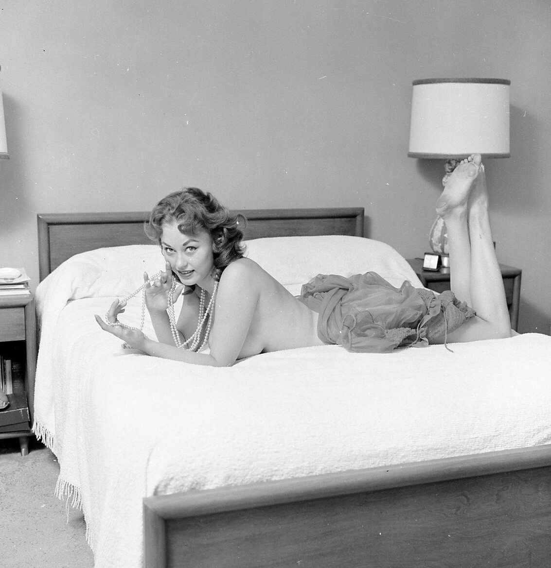 Wolf Vintage Charming Beauties Tumblr Collection