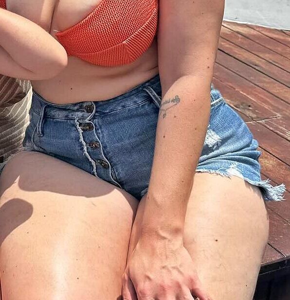 STUPID SLUT MILF MOM