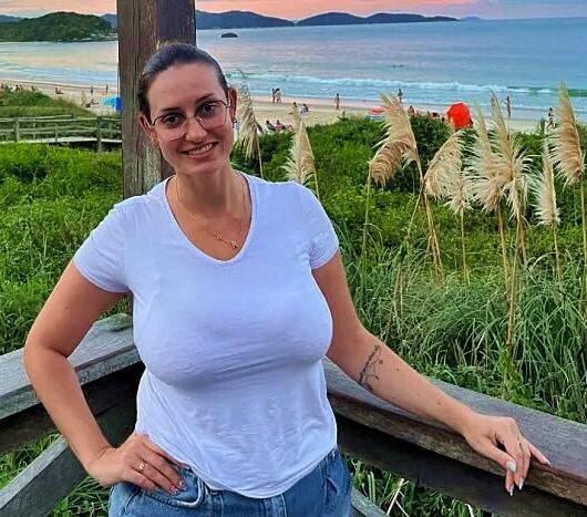 STUPID SLUT MILF MOM