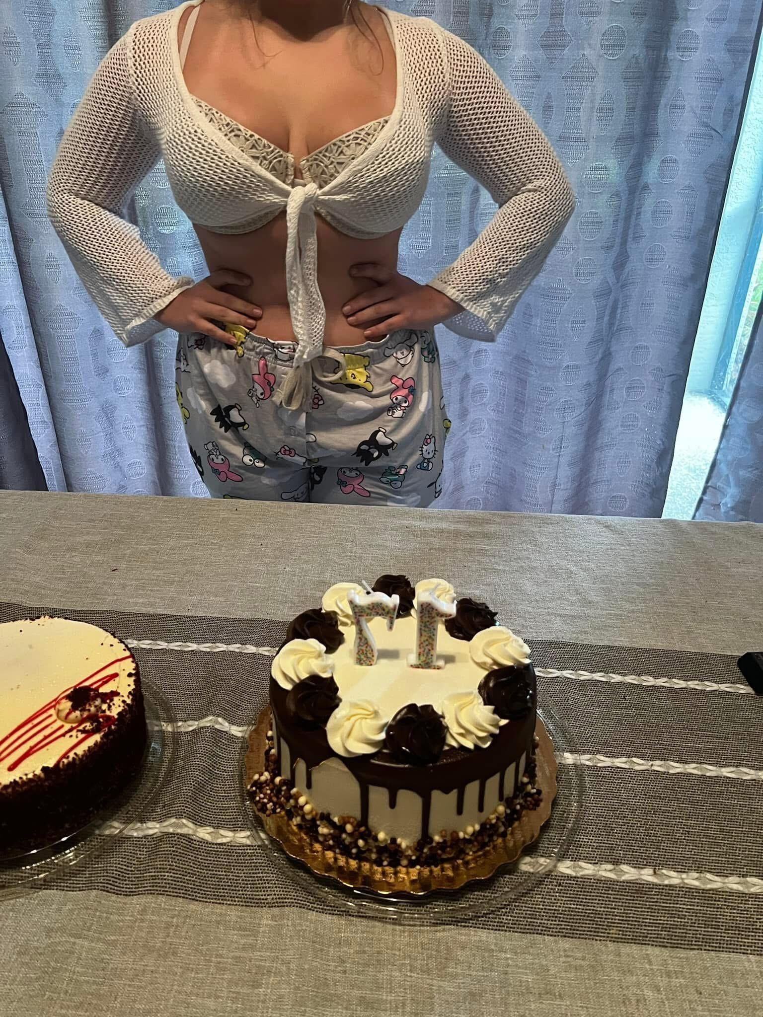 Blonde Fit GILF