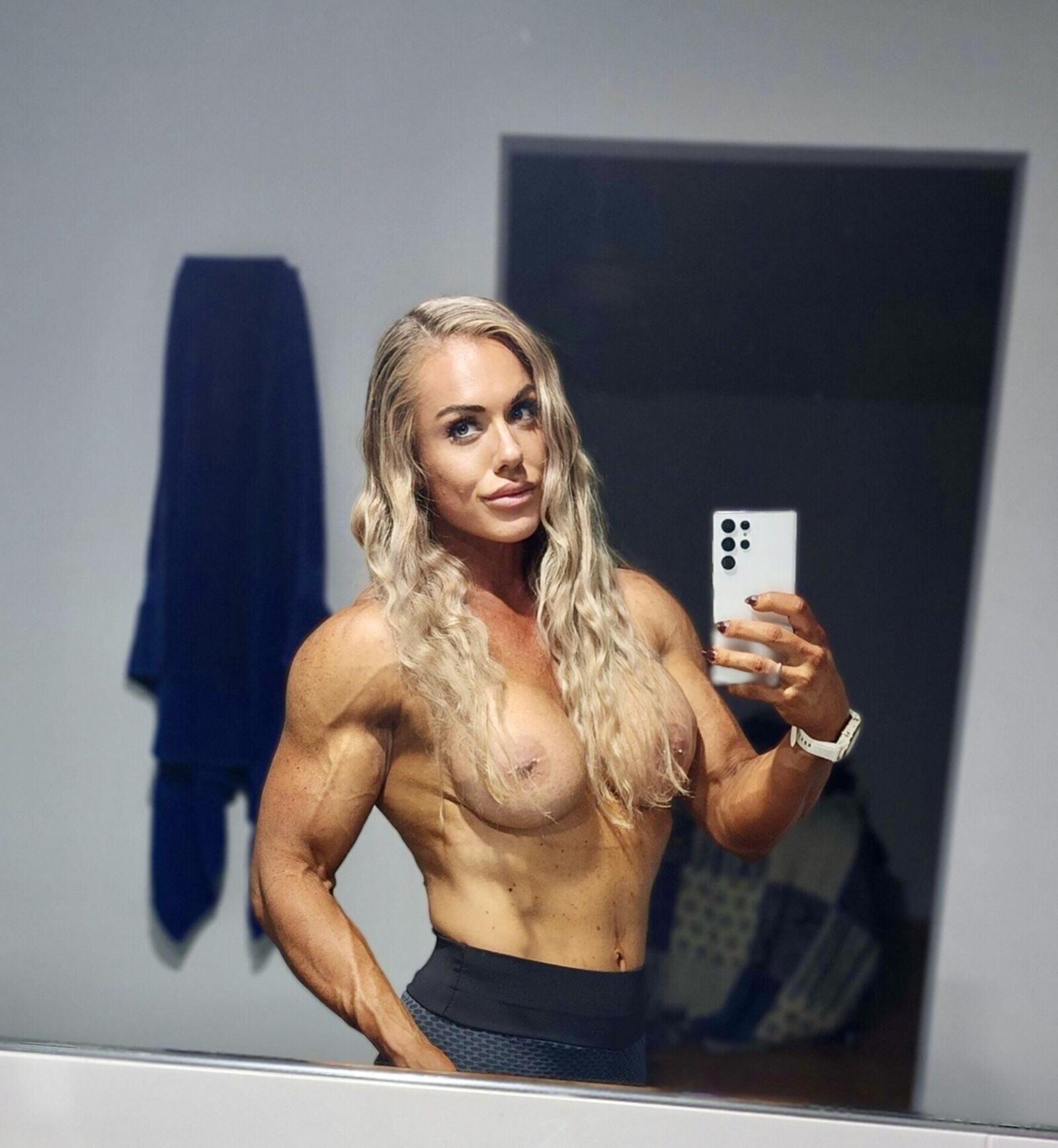 Muscular Blonde Milf 