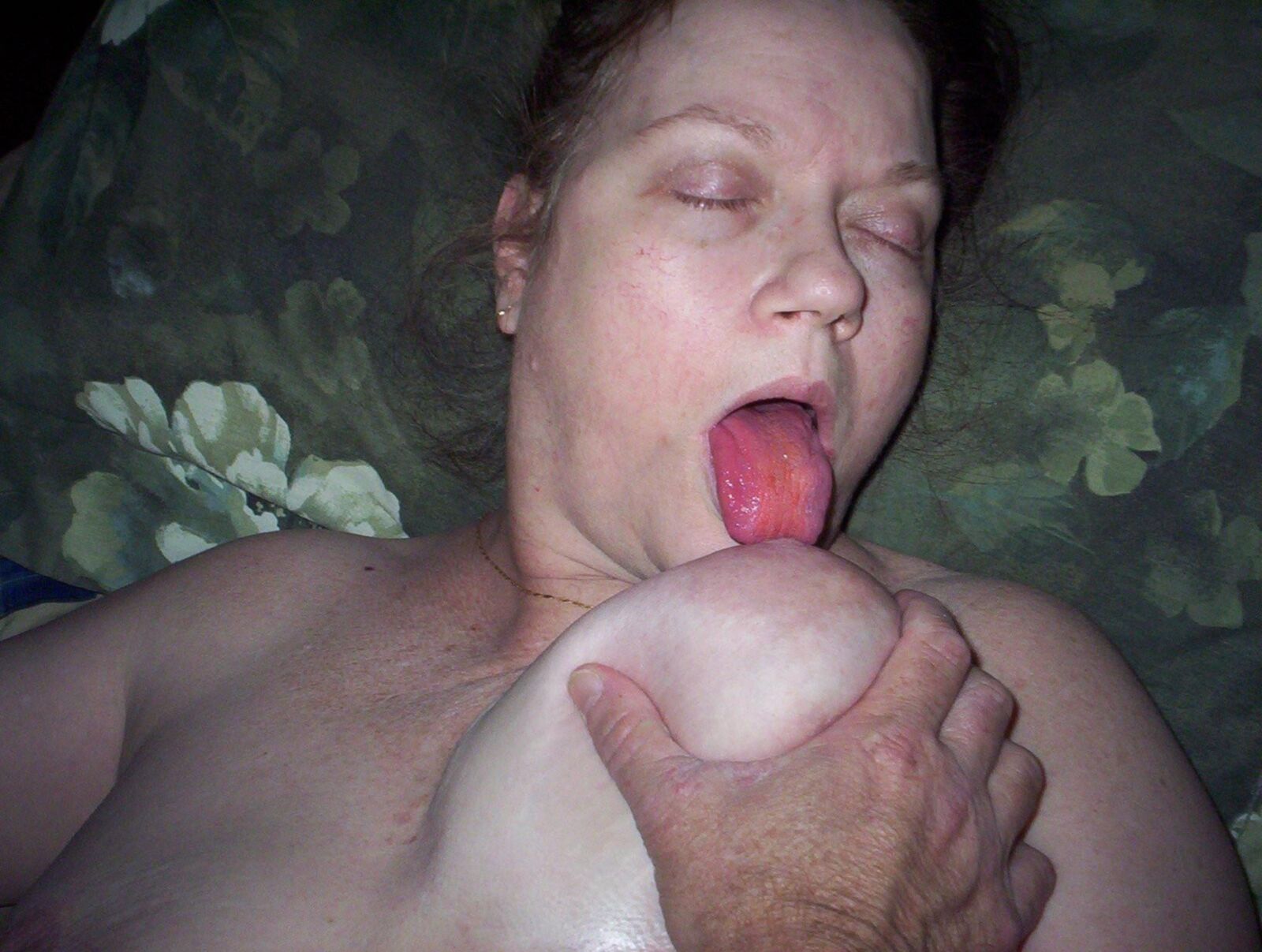 BBW Shawnee Boobs and Boob licking 
