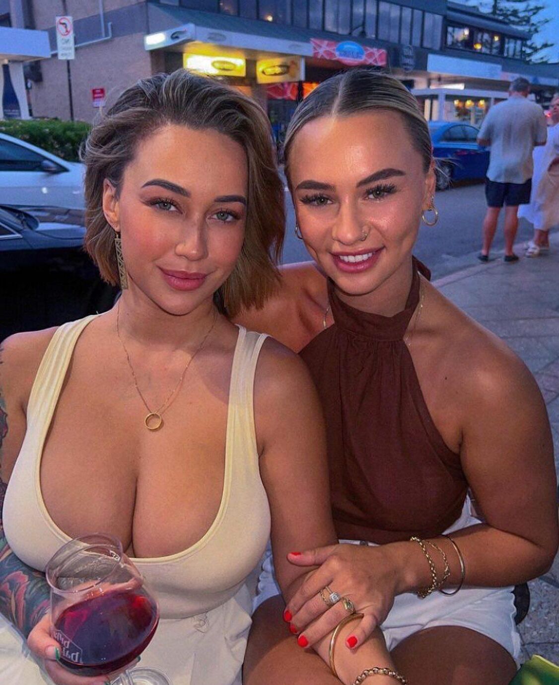 BIG TITS SELFIE PRINCESS Bimbo Selfpic Selfshot Teen Slut #