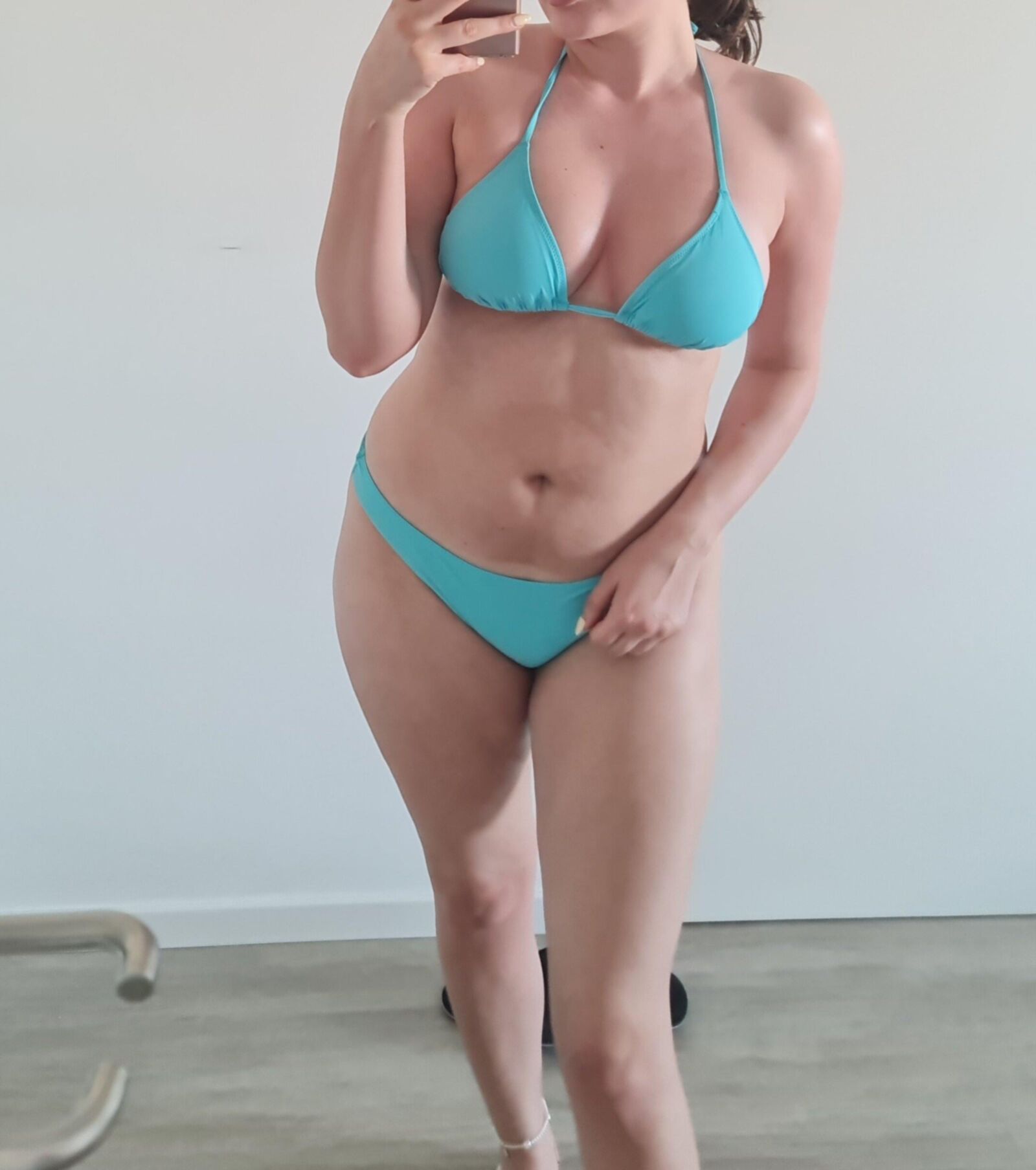 Random saves, jerk, comment and cum for these sluts
