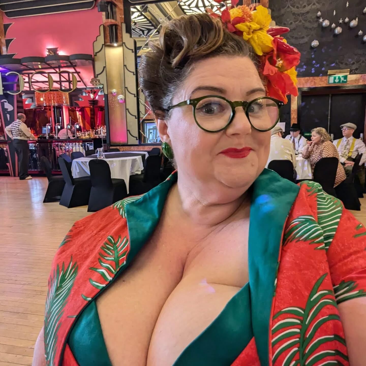 BBW Huge Tits