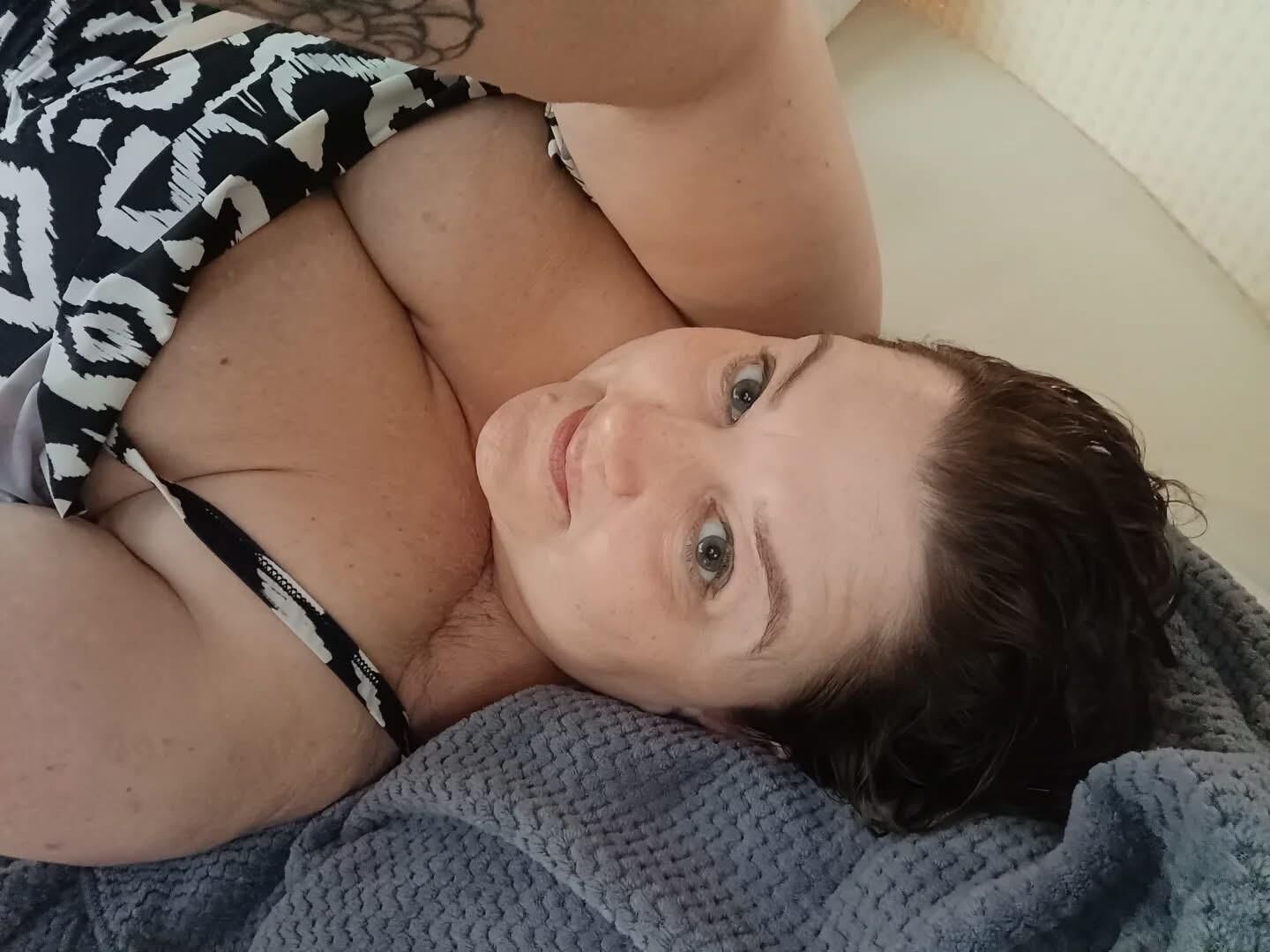BBW Huge Tits