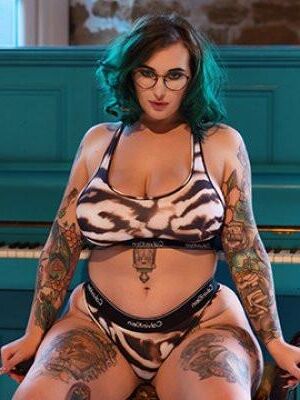 NothingButCurves