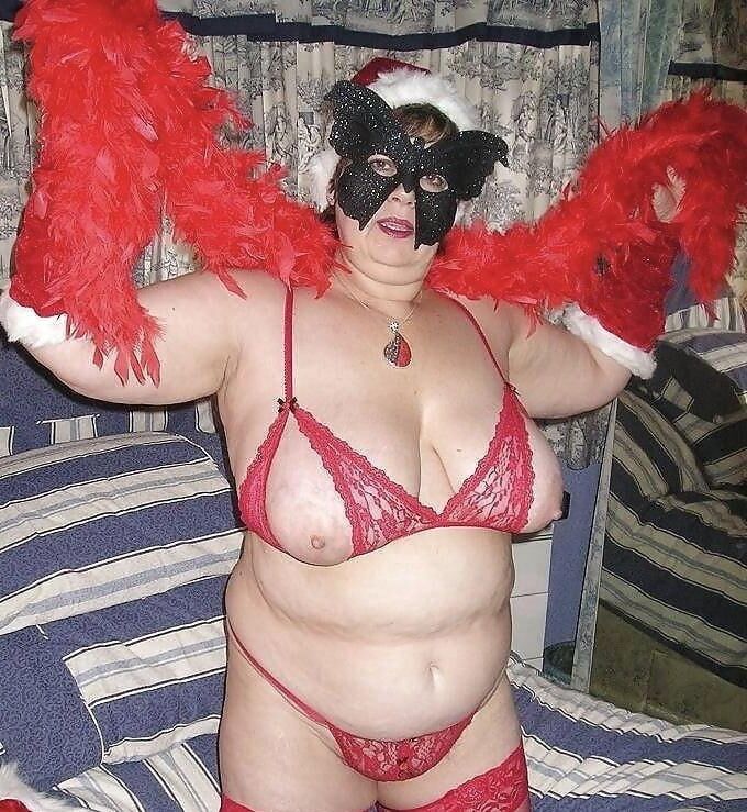 BBW GRANNIES LINGERIE