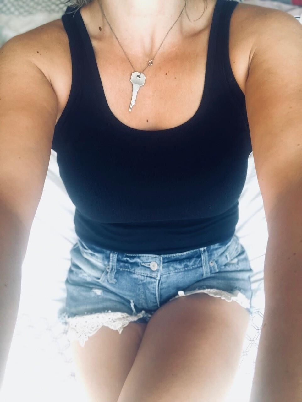 Beautiful Keyholder Views 